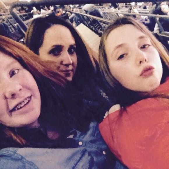 Meet your Posher, Melanie - Picture 1 of 1